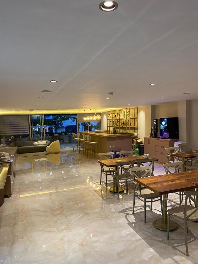 Fifty5 Suite Hotel Marmaris Esterno foto
