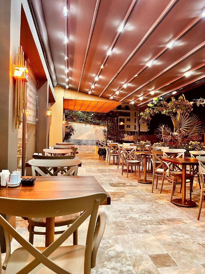 Fifty5 Suite Hotel Marmaris Esterno foto